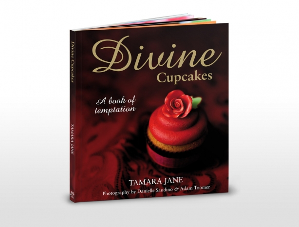 Divine Cupcakes cookbook cover